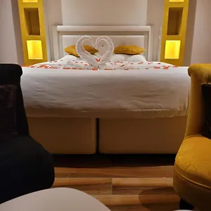  Appartement Celyna Avec Jacuzzi Privatif